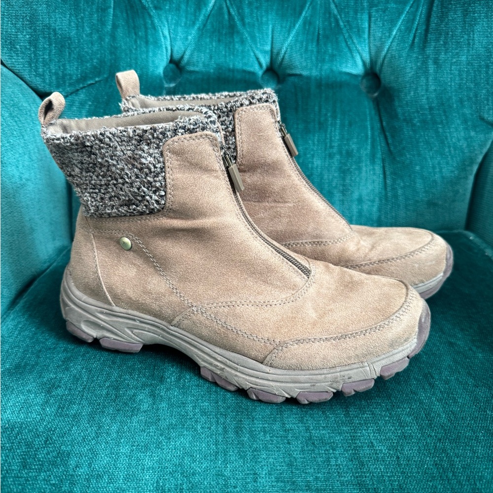 Cream Winter Rain Boots with Suede Material and Zipper Closure